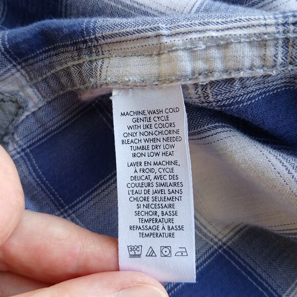 Calvin Klein Blue Checks Classic Fit Button up Shirt S repaired cotton roll tab - Picture 7 of 16